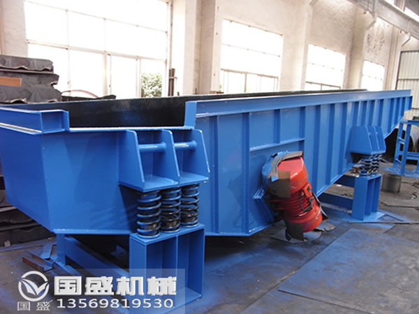 慣性振動(dòng)輸送落砂機(jī)圖片 慣性振動(dòng)輸送落砂機(jī)圖片